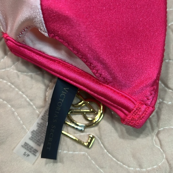 Victoria’s Secret 2 pieces swimming set size S/P - Picture 11 of 16